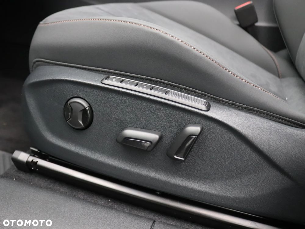 Cupra Terramar 1.5 e-Hybrid DSG VZ - 26