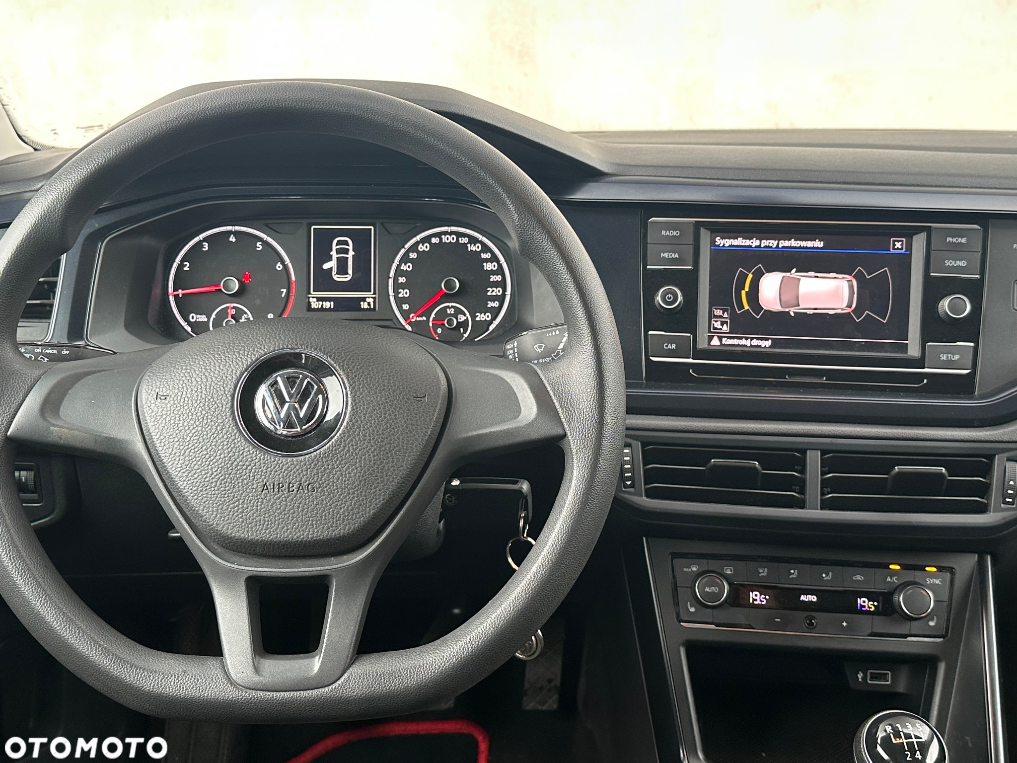 Volkswagen Polo 1.0 Trendline - 29