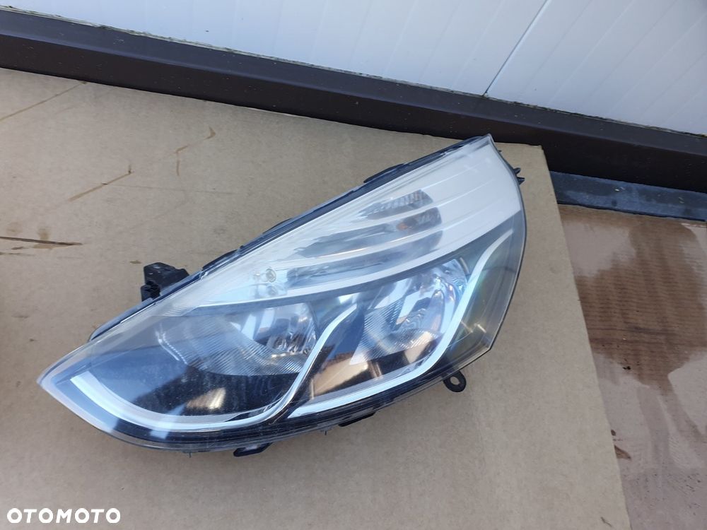 REFLEKTOR L/P RENAULT CLIO IV 4 EUROPA - 4