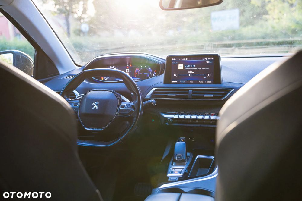 Peugeot 5008 1.5 BlueHDi Allure S&S EAT8 - 8
