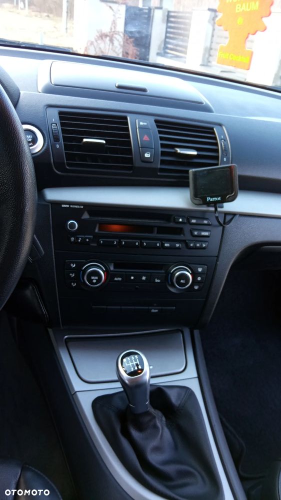 BMW Seria 1 116d - 19