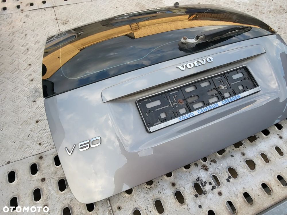 KLAPA BAGAŻNIKA VOLVO V50 462-46 04-07 - 2