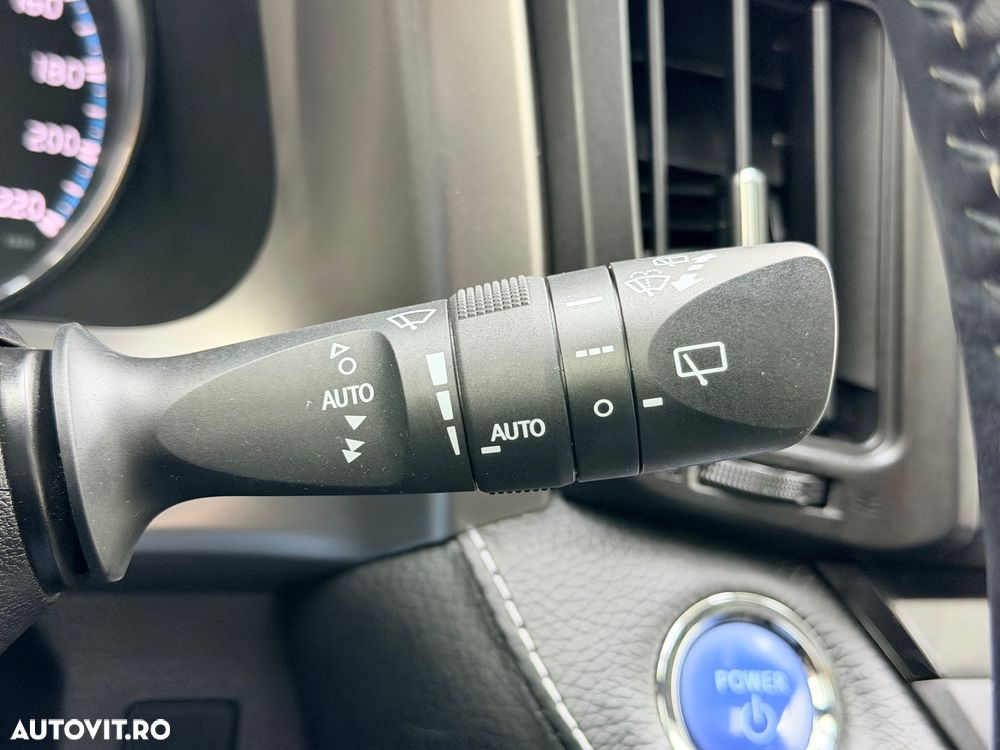 Toyota RAV4 2.5 Hybrid VVT-iE 4x2 Dynamic - 35
