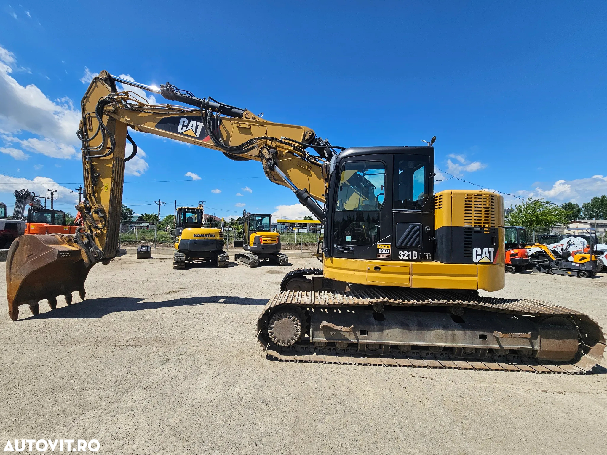 Caterpillar 321D LCR excavator pe senile compact cu 2 cupe - 12