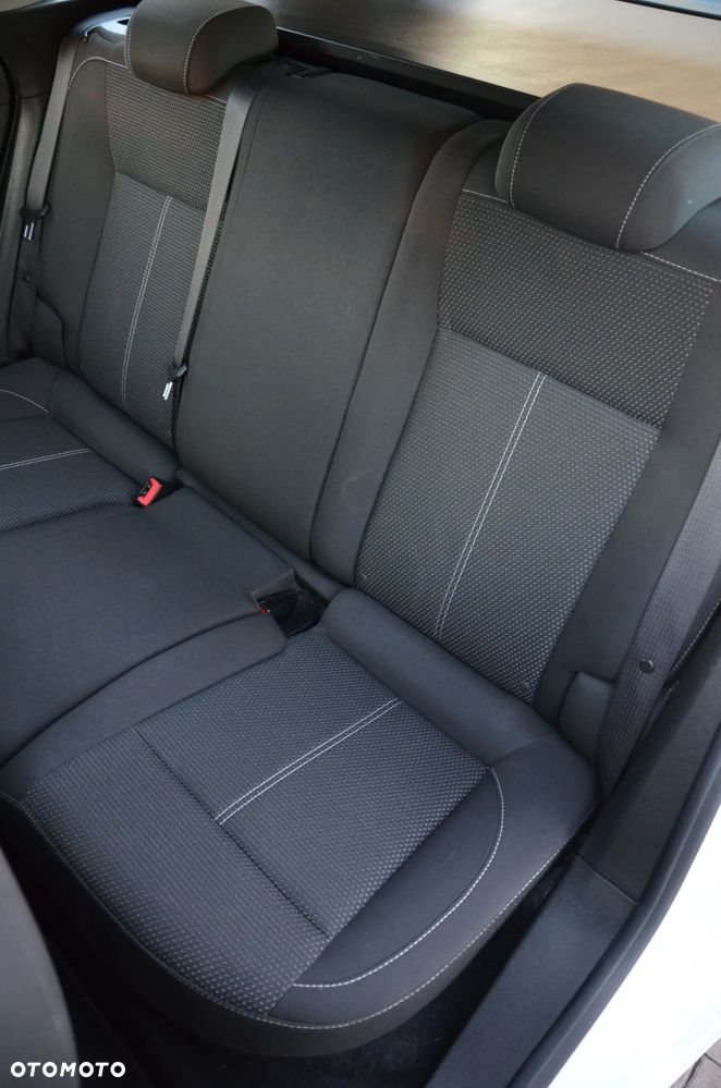 Opel Astra 2.0 CDTI Automatik ENERGY - 12