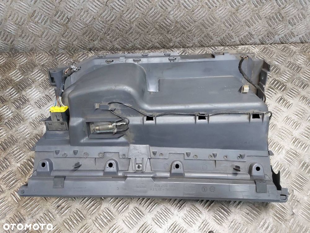 SCHOWEK PASAŻERA LEON I TOLEDO II AUDI A3 8L 1M1857103 1M1857104 - 2