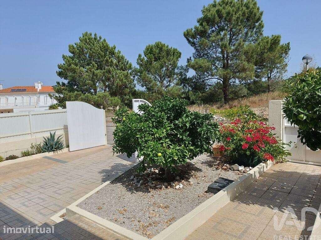Moradia geminada T3 em Sesimbra (Castelo) de 127 m2 - Grande imagem: 5/40