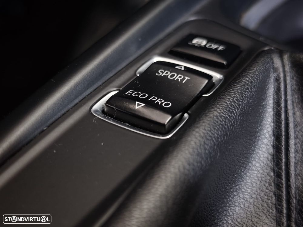 BMW 320 d Pack M - 46