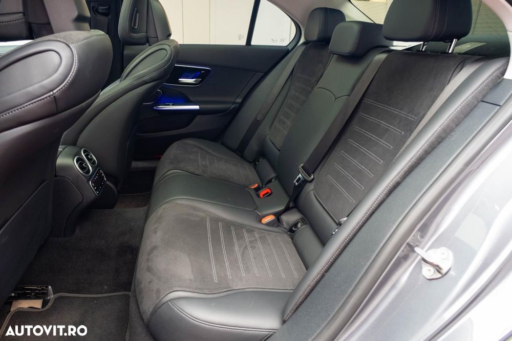 Mercedes-Benz C - 27