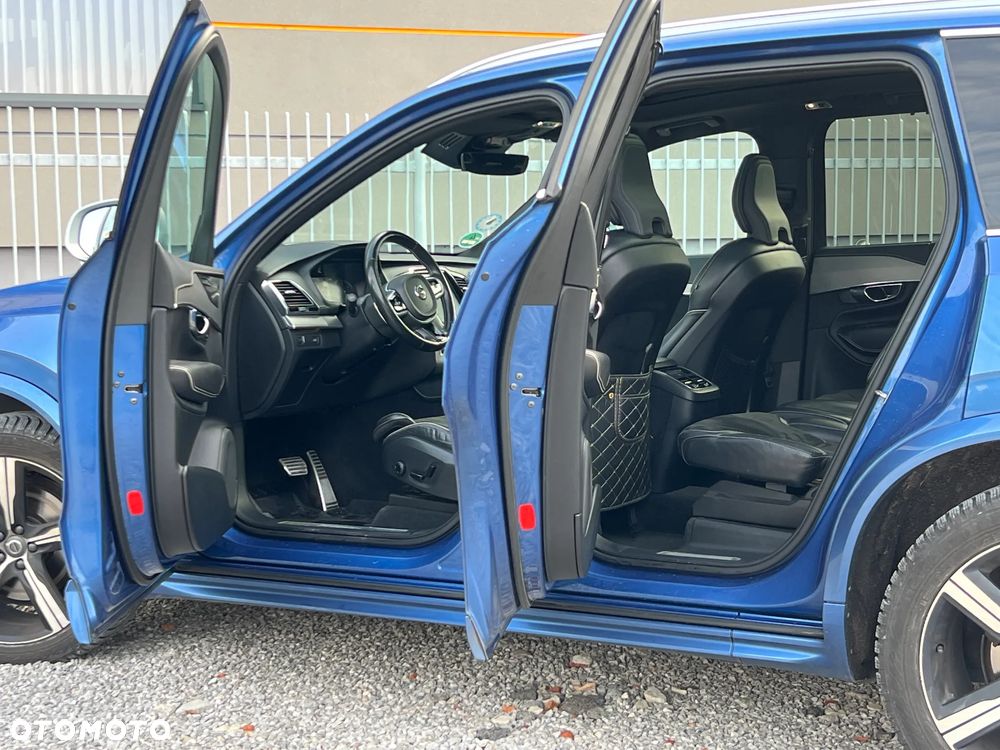 Volvo XC 90 D5 AWD R-Design 7os - 17