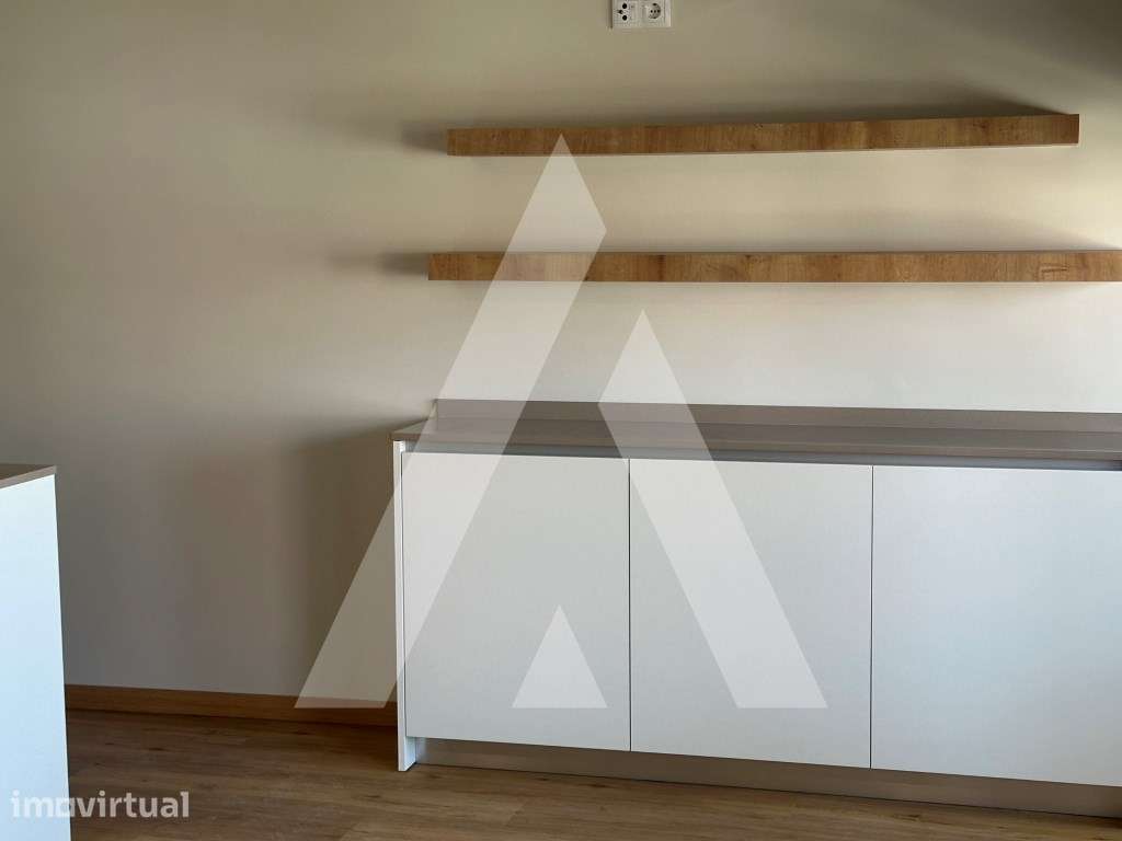 Apartamento T2 para arrendar, no Bairro do Liceu em Aveiro! - Grande imagem: 4/24