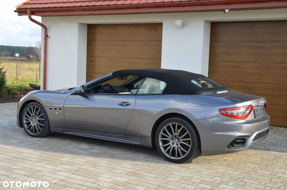 Maserati GranCabrio Sport - 2