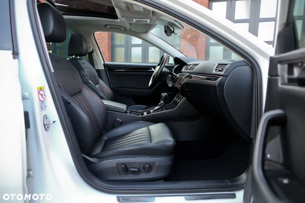 Skoda Superb 2.0 TDI 4x4 DSG L&K - 22