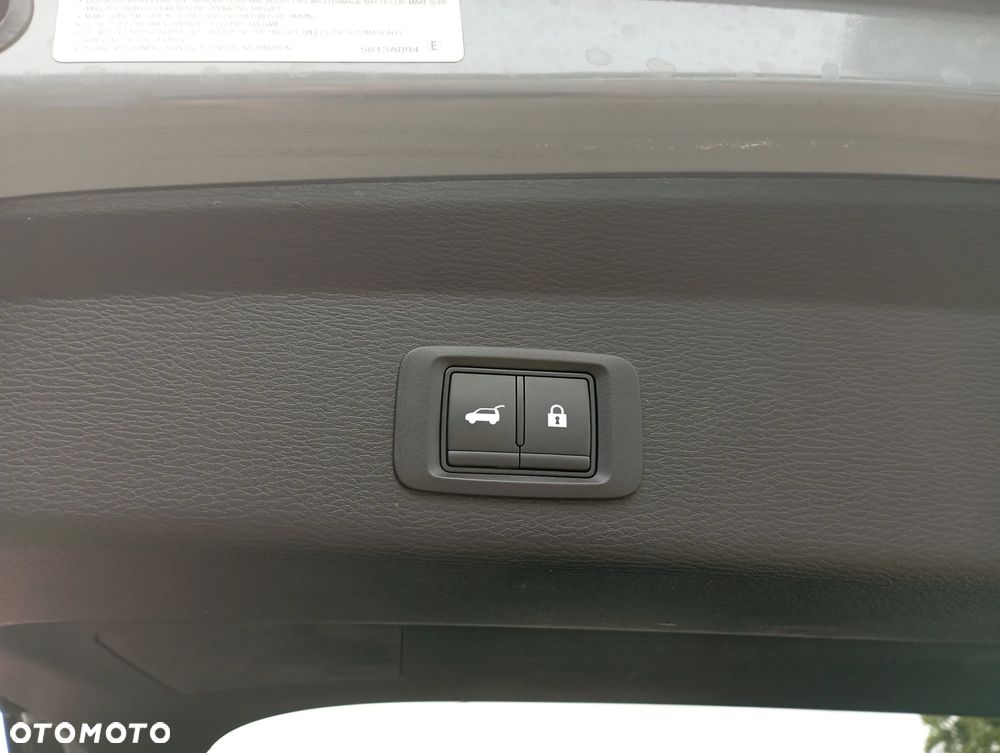 Mitsubishi Outlander Instyle Plus - 25