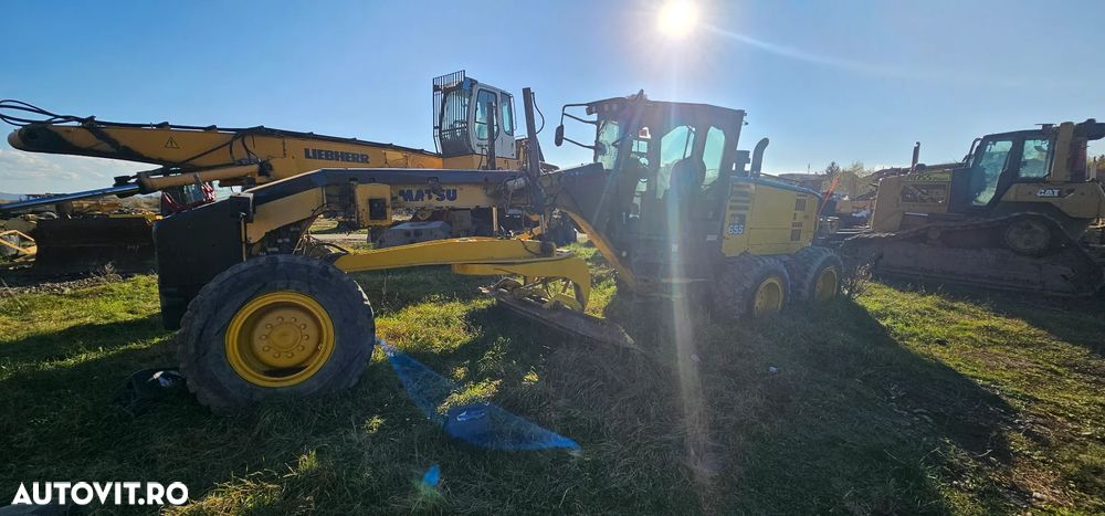 Komatsu GD 655 Greder 6X4 - 4