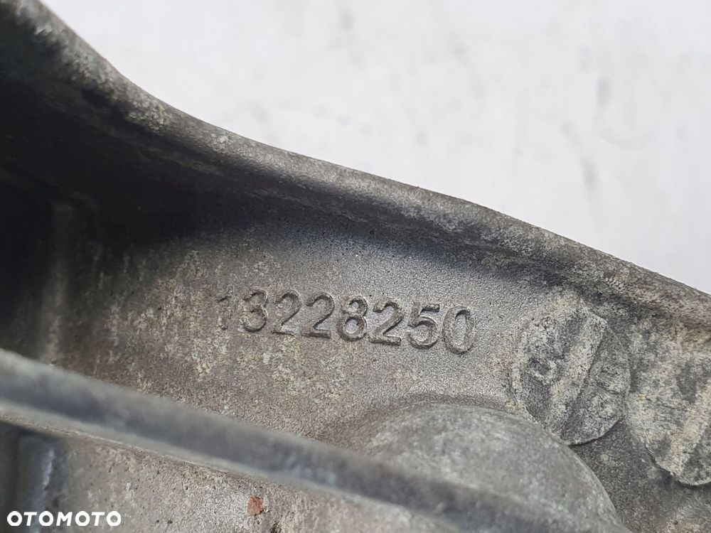 PODPORA PÓŁOŚI PÓŁOŚKI OPEL INSIGNIA A 2.0 T łapa 13228250 - 16
