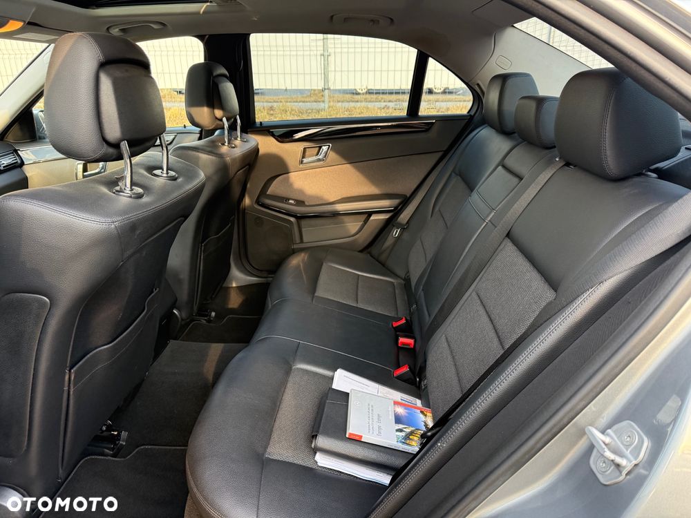 Mercedes-Benz Klasa E 200 CGI BlueEffICIENCY Avantgarde - 10
