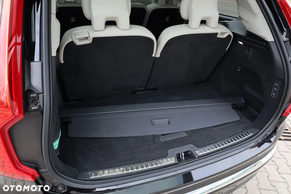 Volvo XC 90 T8 AWD Plus Bright - 31