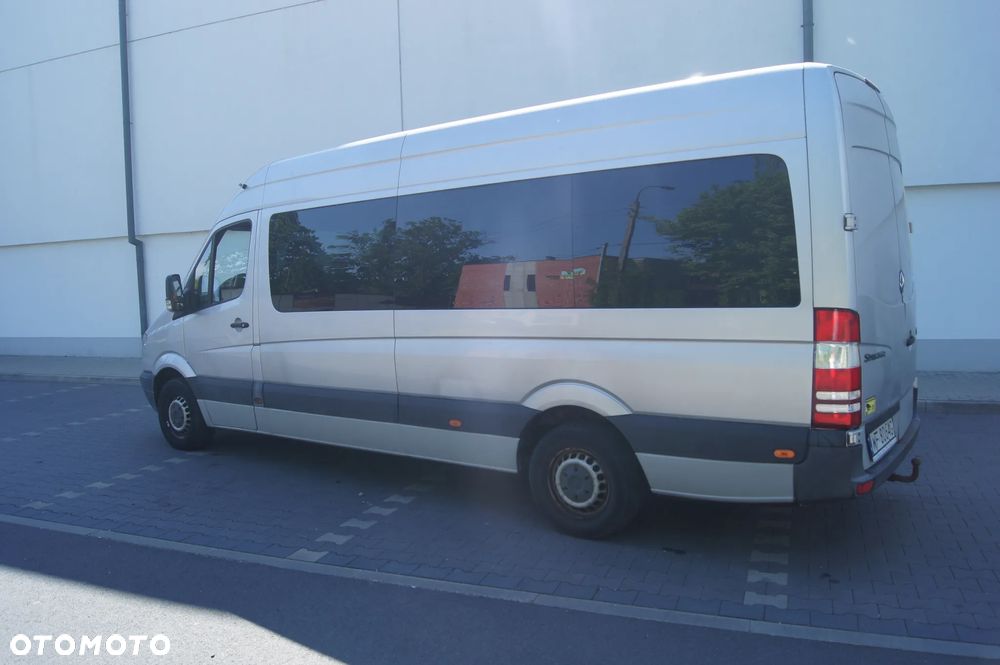 Mercedes-Benz Sprinter - 4