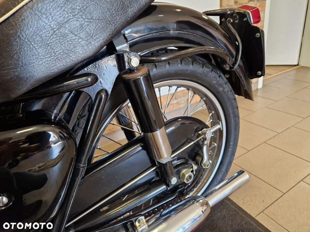 Triumph Speed Twin - 18