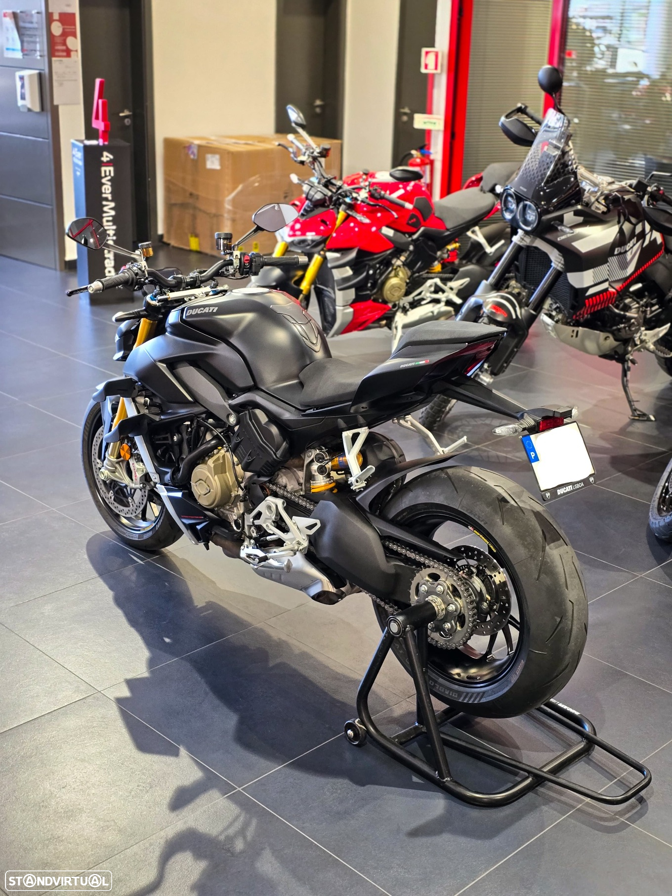 Ducati Streetfighter V4S - 2