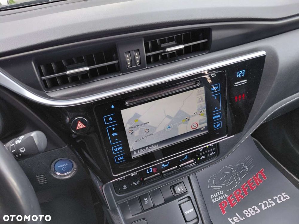 Toyota Auris - 22