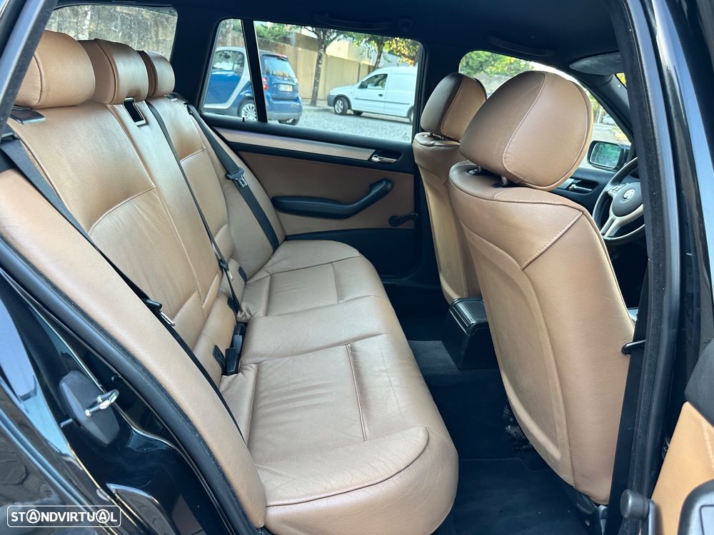 BMW 320 d Sport - 43