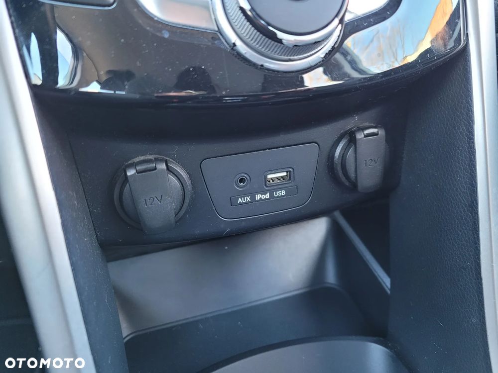 Hyundai i30 blue 1.4 Classic - 11