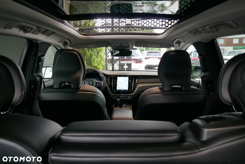 Volvo XC 60 B5 B AWD Geartronic Inscription - 33