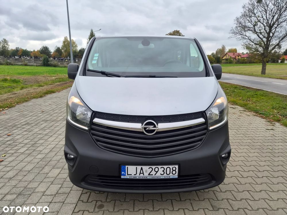 Opel Vivaro - 22