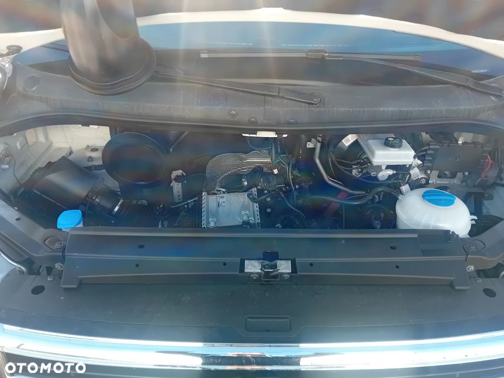 Volkswagen Crafter - 28