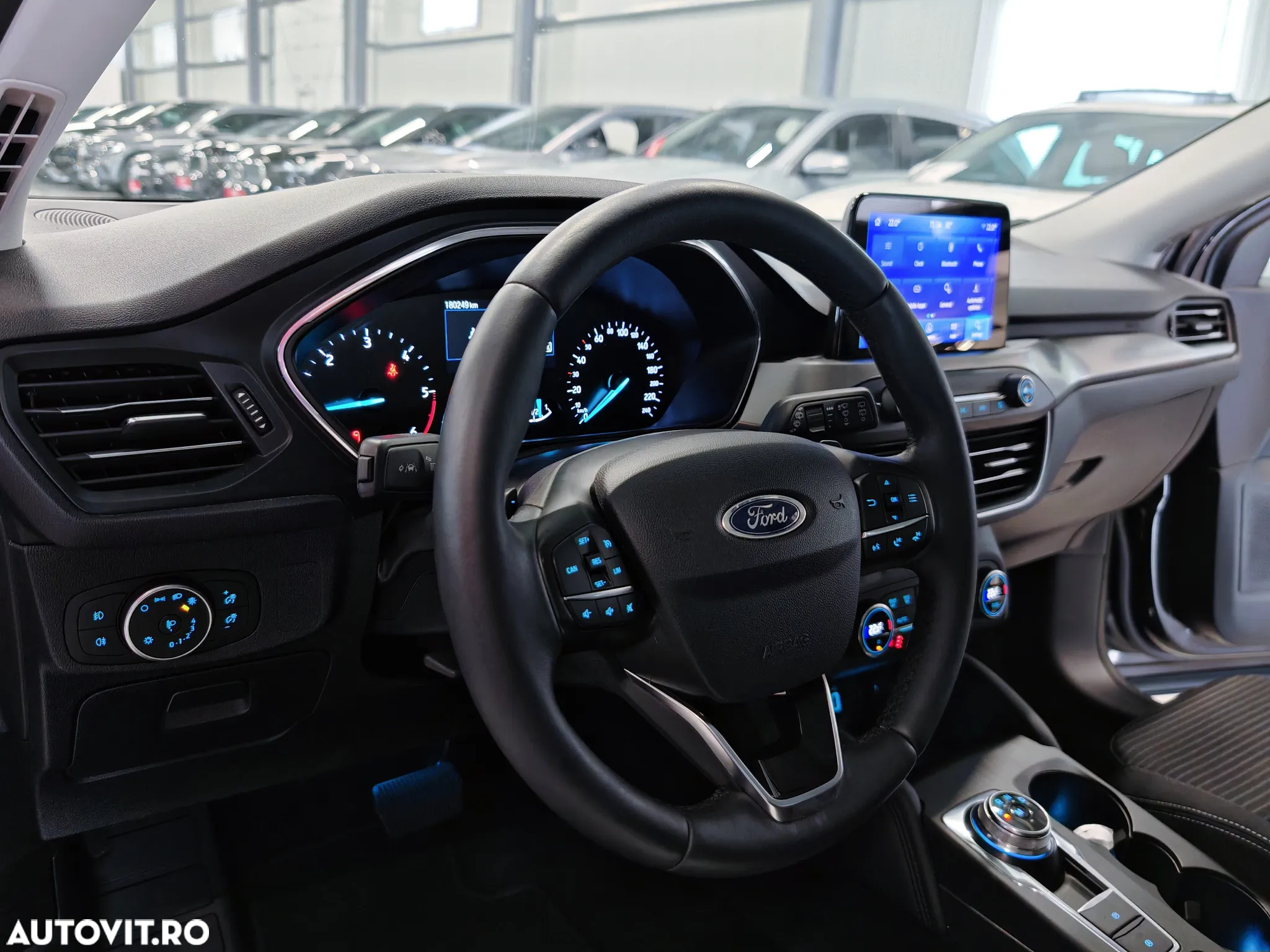 Ford Focus Turnier 1.5 EcoBlue Start-Stopp-System Aut. TITANIUM - 7