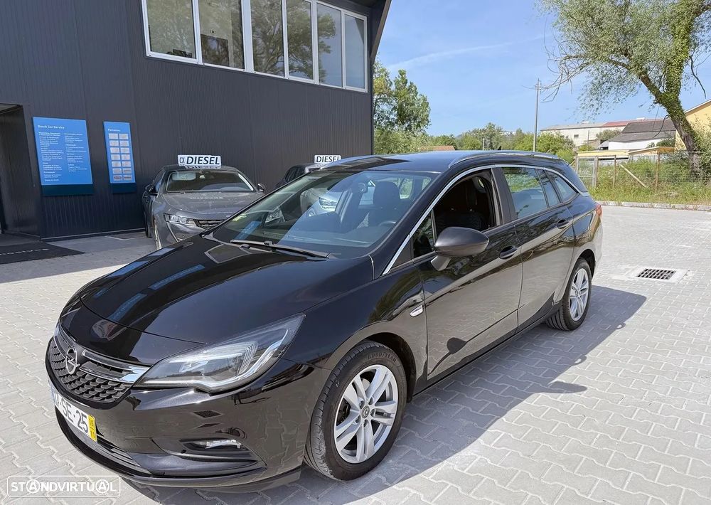Opel Astra Sports Tourer 1.6 CDTI Dynamic S/S - 2