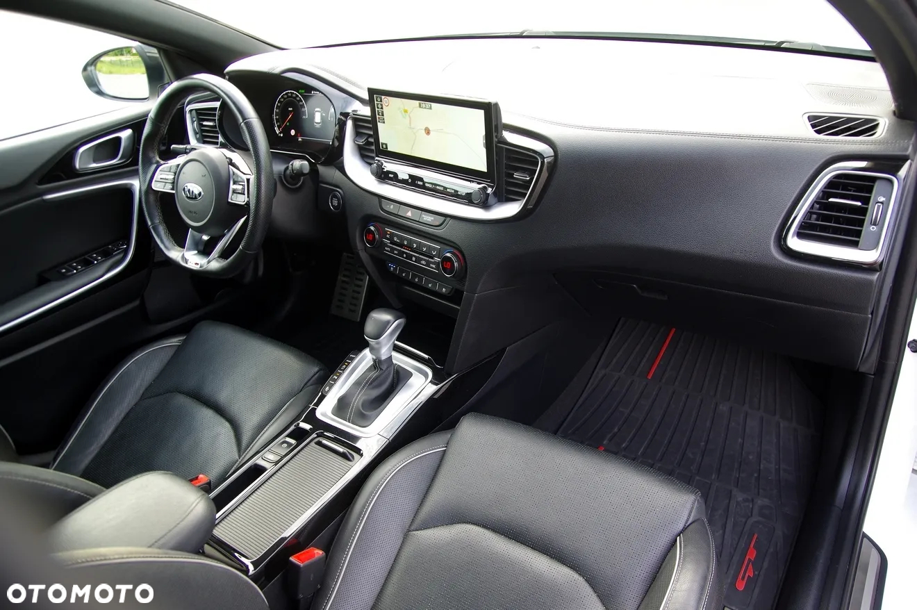Kia ProCeed 1.6 CRDi GT Line DCT - 27
