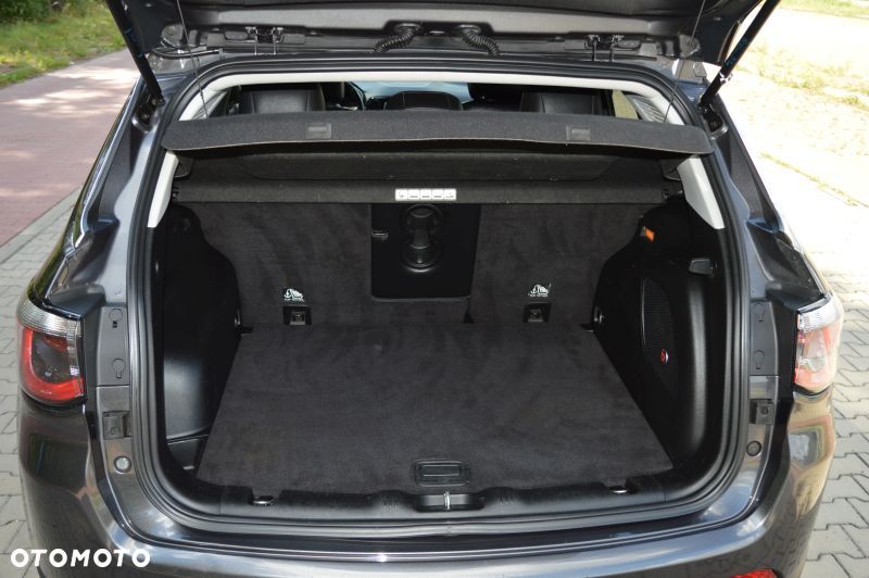 Jeep Compass - 22