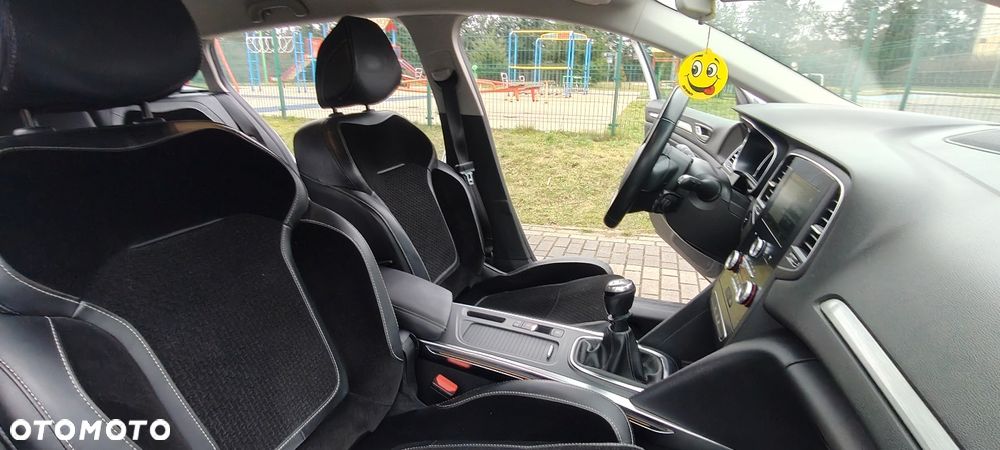 Renault Megane 1.2 Energy TCe Business - 23