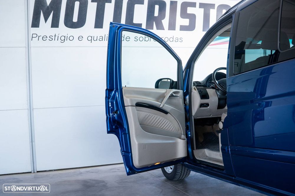 Mercedes-Benz Viano - 11
