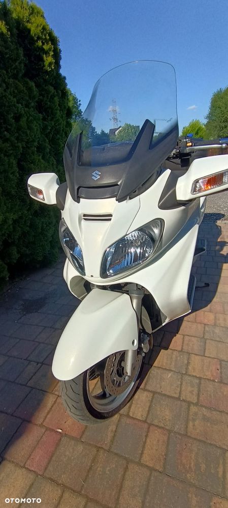 Suzuki Burgman - 3