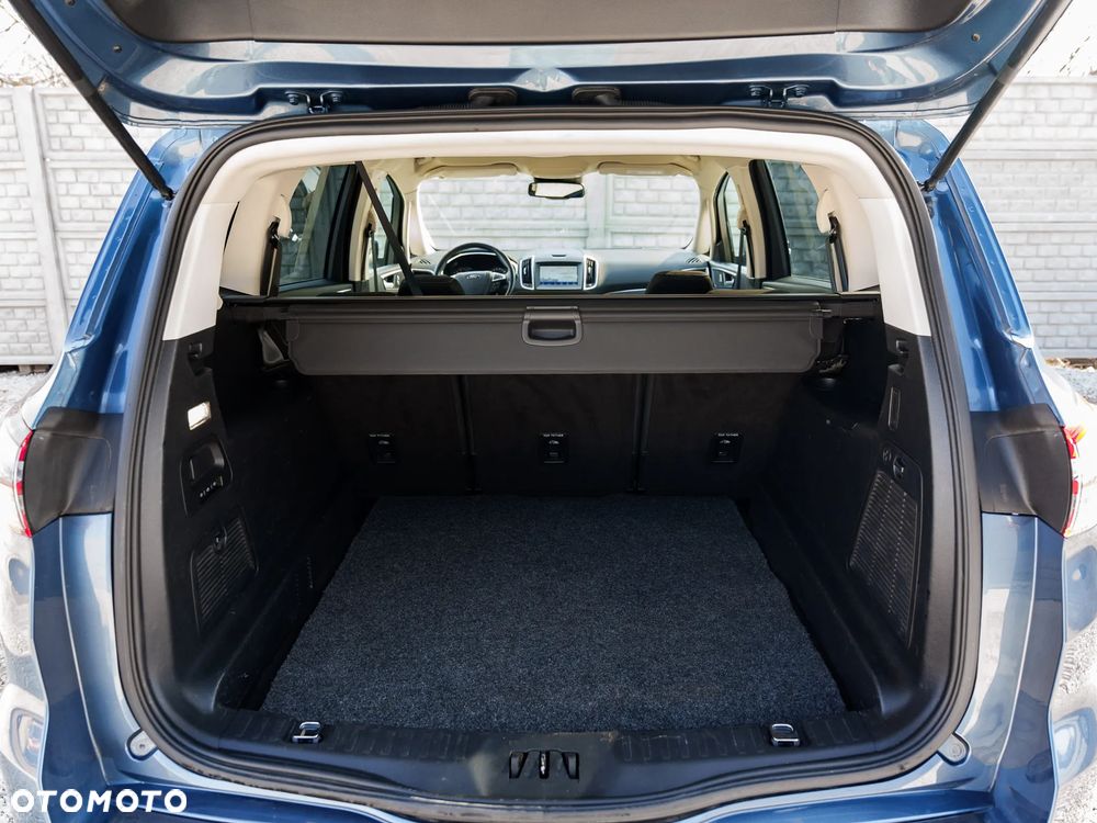 Ford S-Max 2.0 EcoBlue Titanium - 21