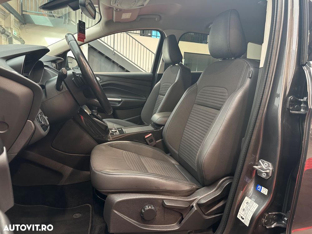 Ford Kuga 2.0 TDCi 4x4 Aut. Titanium - 21