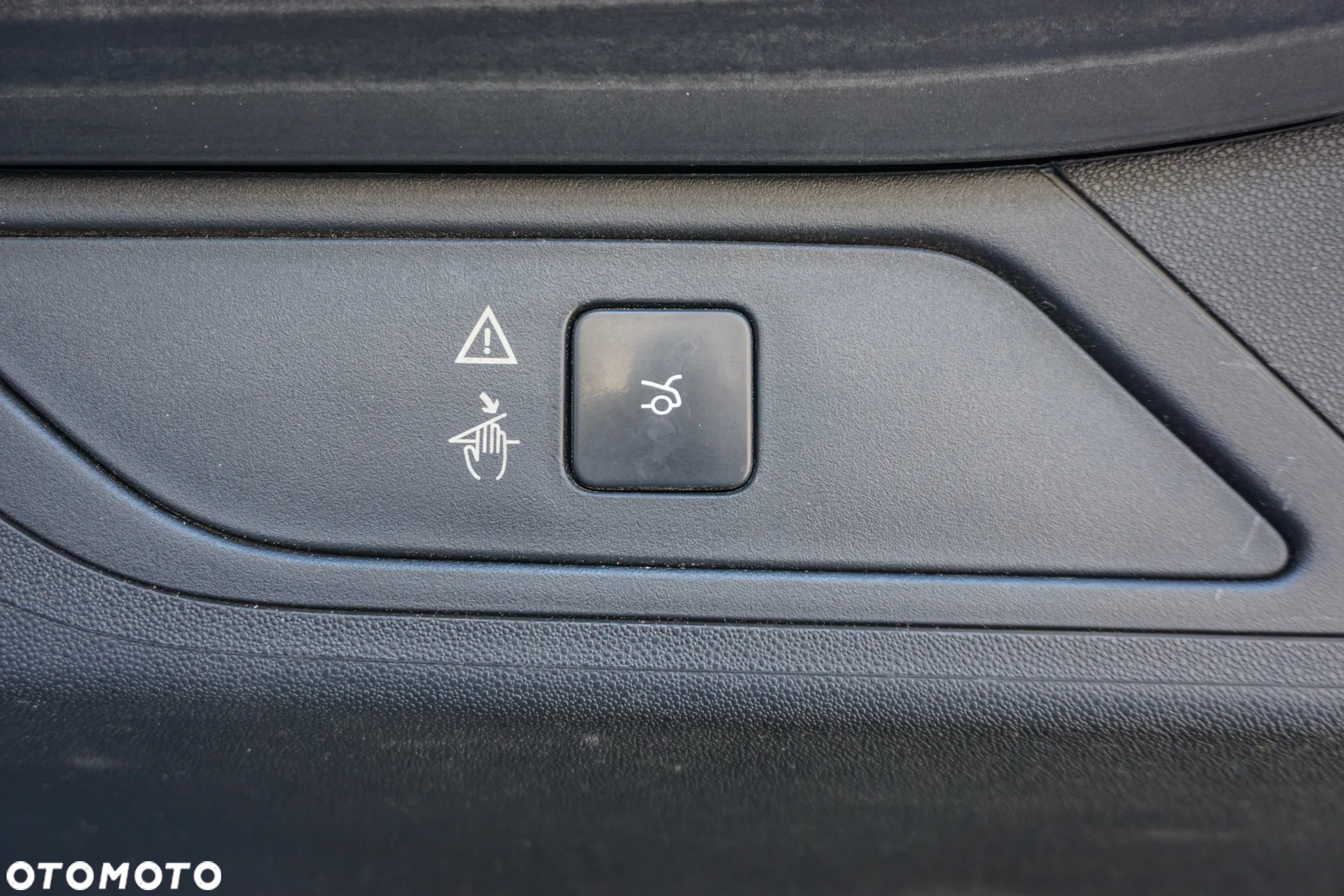 Citroën C4 HDi 150 Exclusive - 15