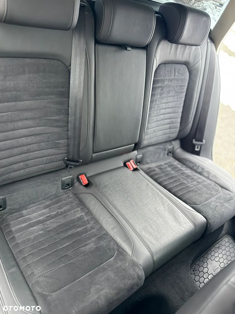 Volkswagen Passat Variant 2.0 TDI SCR DSG Highline - 7