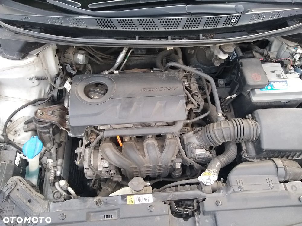 Kia Ceed - 29