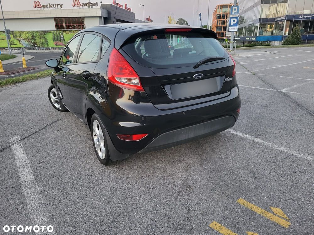 Ford Fiesta - 4
