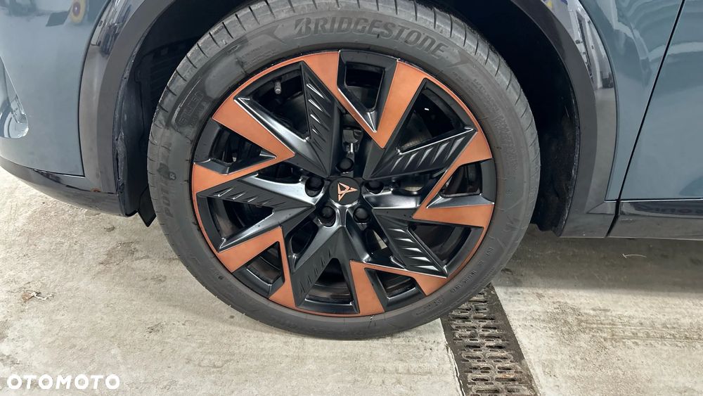 Cupra Formentor 2.0 TSI 4Drive DSG VZ Tribe Edition - 5