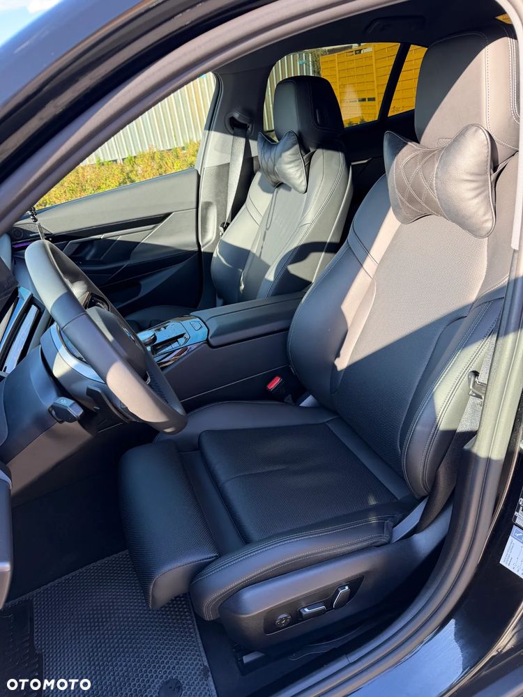 BMW Seria 5 520d mHEV - 9