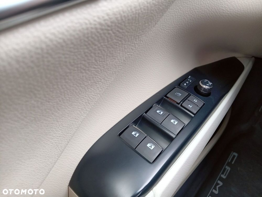 Toyota Camry 2.5 Hybrid Executive CVT - 19