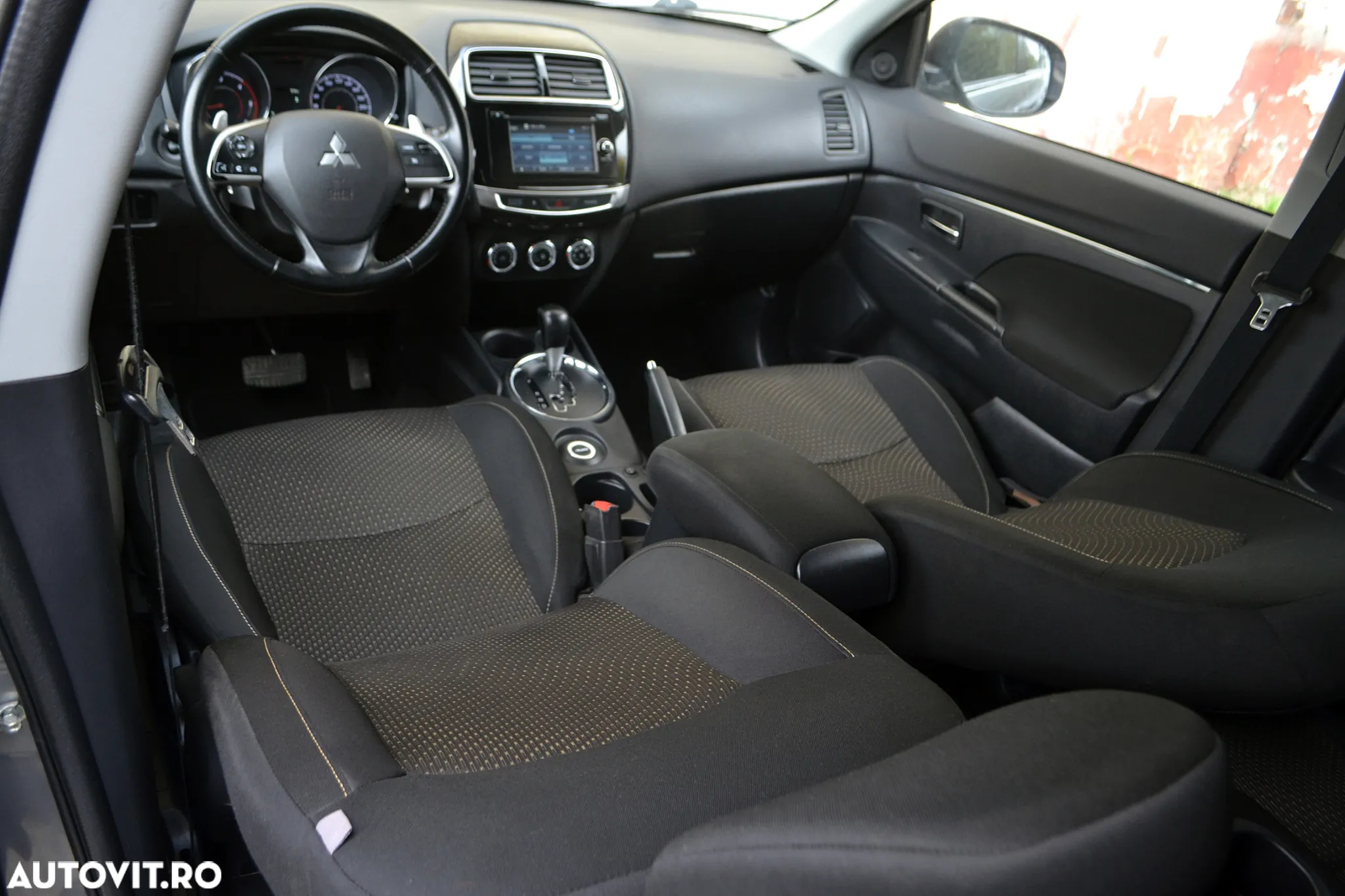 Mitsubishi ASX 2.2 DI-D 4WD Automatik Intense - 11