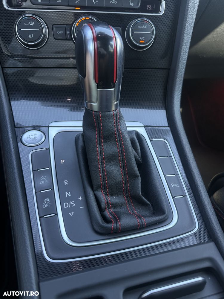 Volkswagen Golf 2.0 TSI BMT DSG GTI Performance - 17