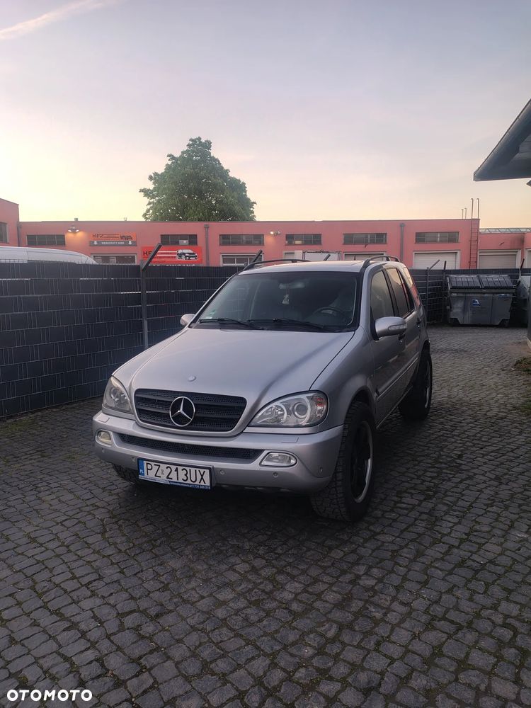 Mercedes-Benz ML - 1